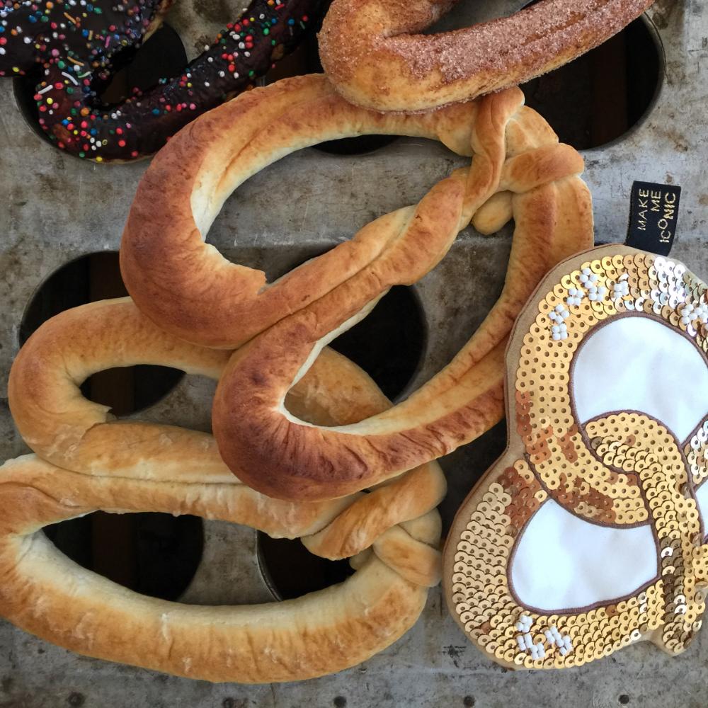 Pretzel Pocket Purse