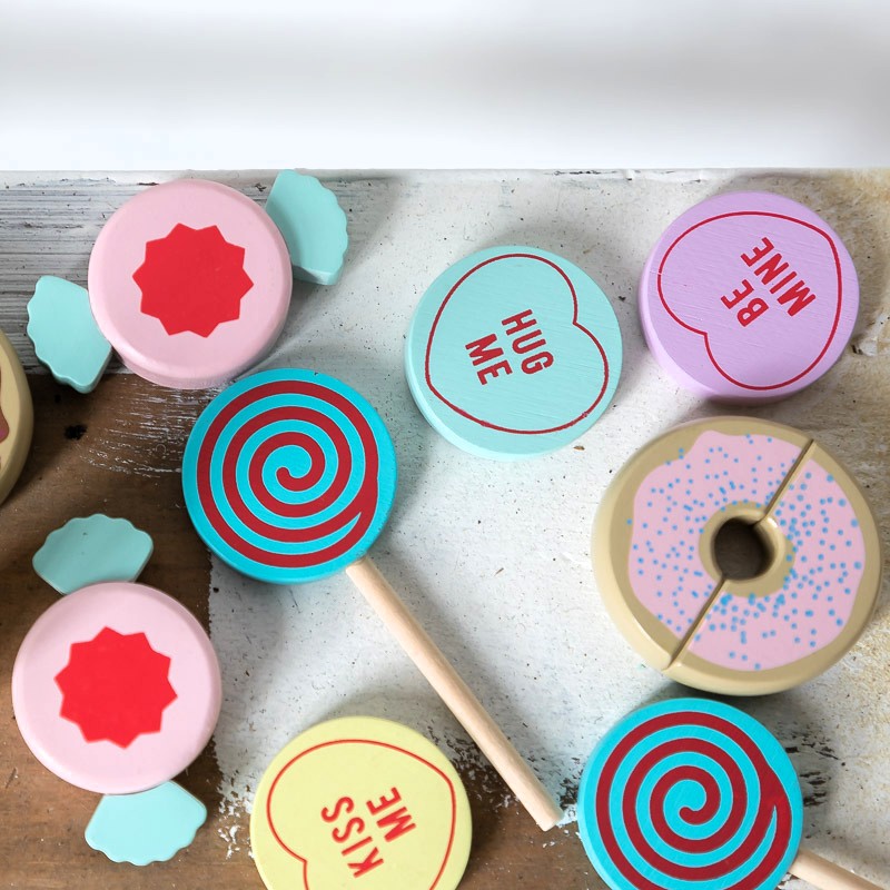 Small Candy Pieces
