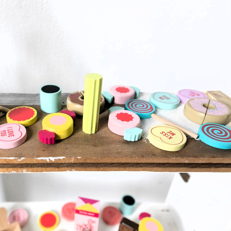 Small Candy Pieces