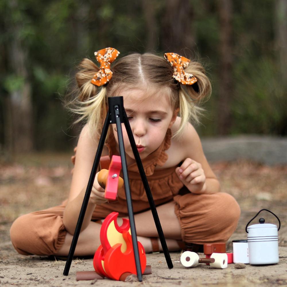 Wooden Campfire Set