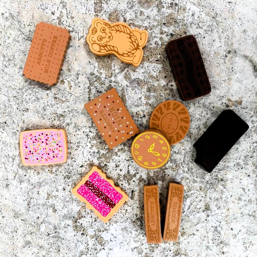 Wooden Biscuit Set