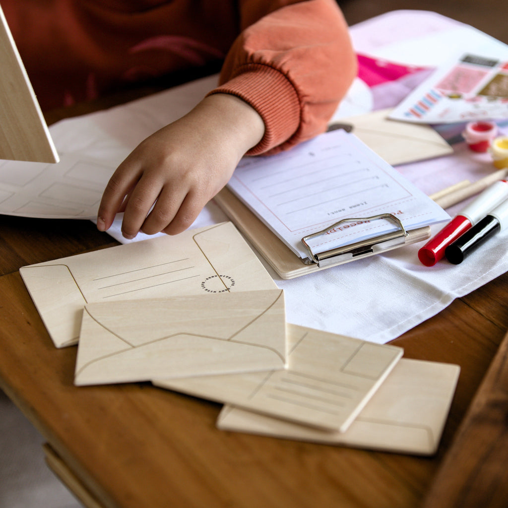 Post Box Craft Kit